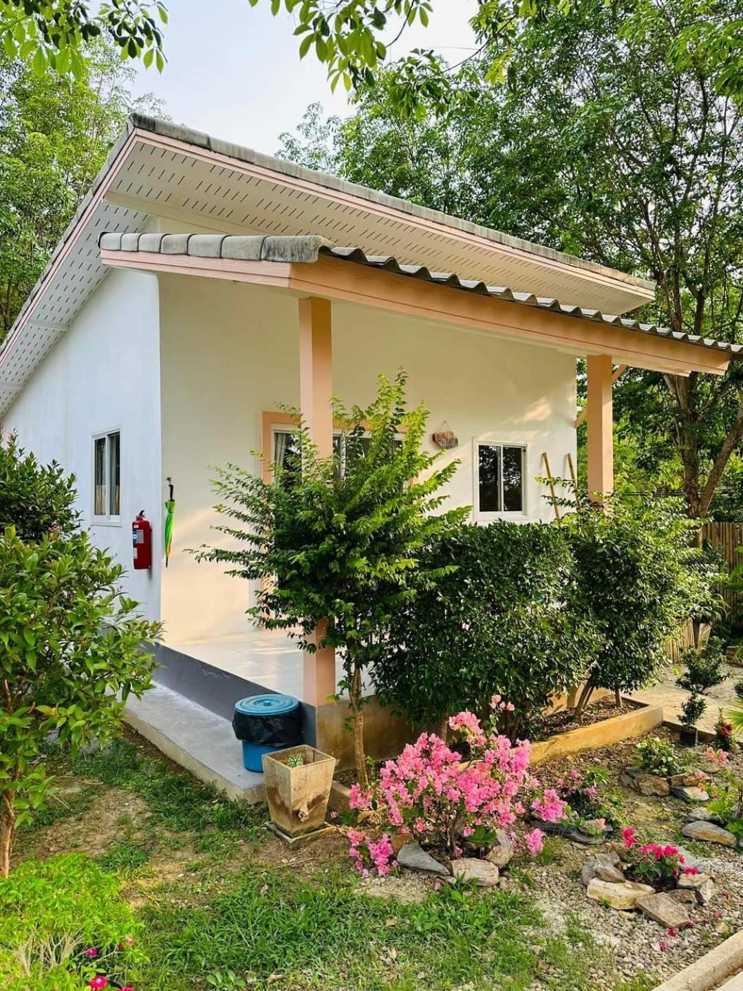Enda Lanta Bungalows Ko Lanta Eksteriør billede